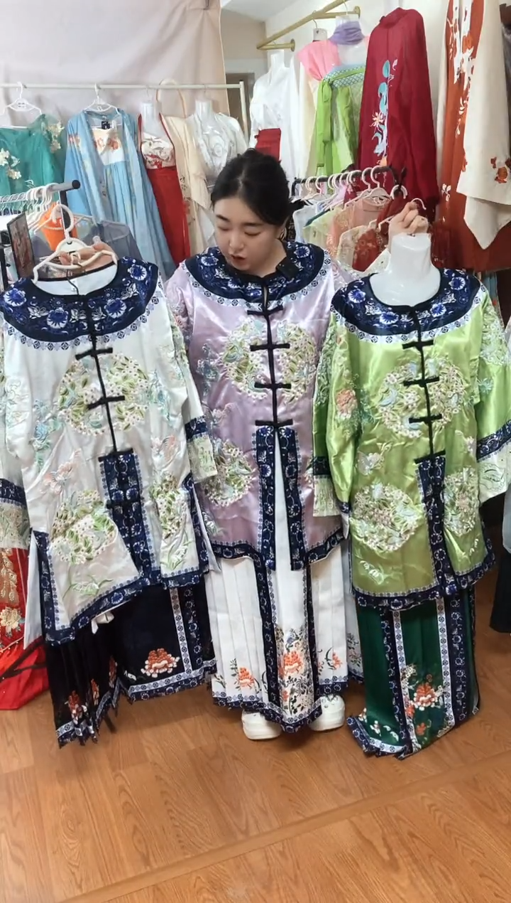 孤品汉服 高品质特价 偶有微瑕 NO退NO换 介意勿拍