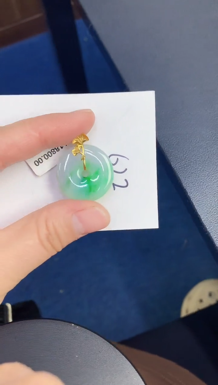 【闪购商品】翡翠颈饰18K金镶嵌456645+156561