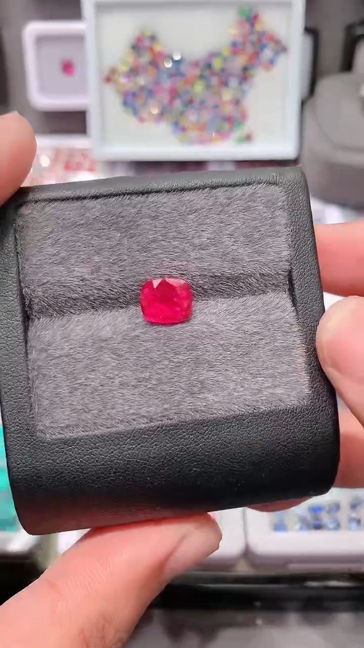 【闪购商品】尖晶石裸石未镶嵌绝地3.28