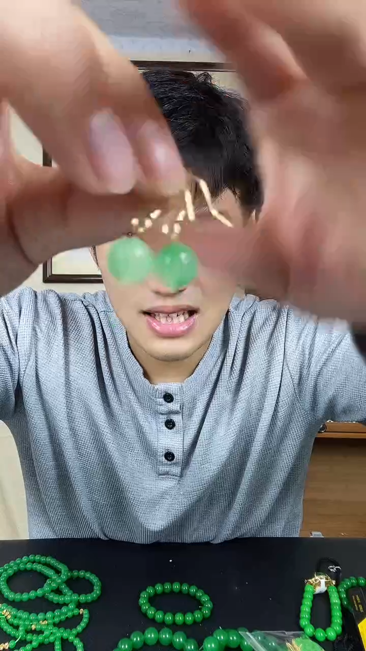 14K金镶嵌翡翠耳饰E03