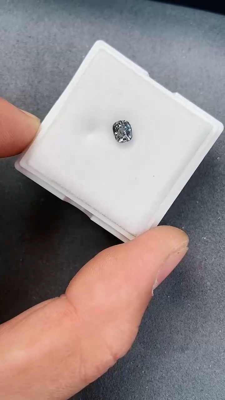 【闪购商品】尖晶石裸石未镶嵌0.94