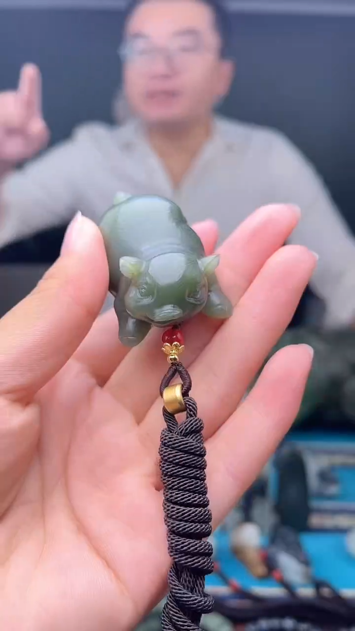 未镶嵌和田玉挂件1