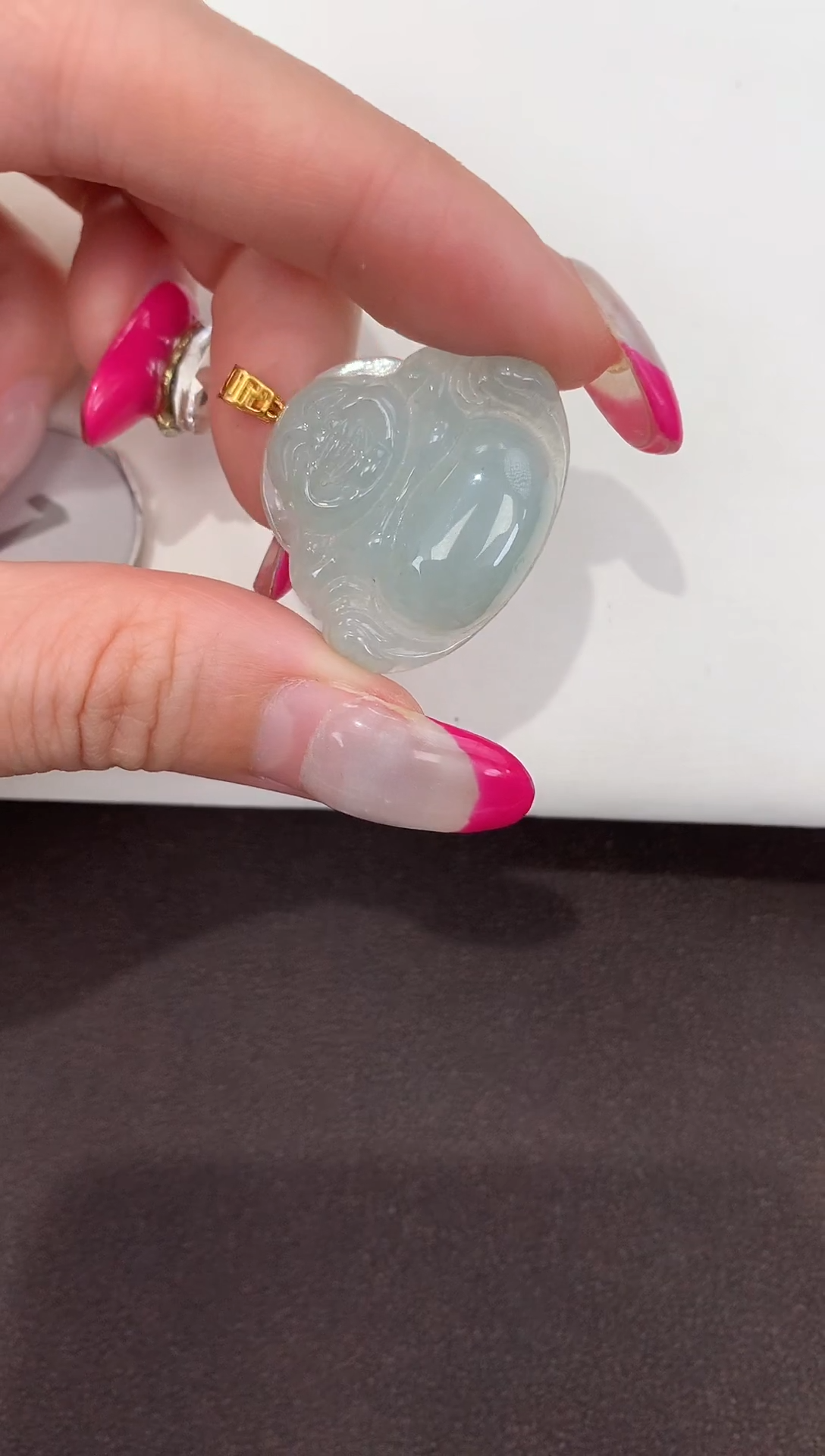 颈饰18K金镶嵌翡翠缅甸a货翡翠