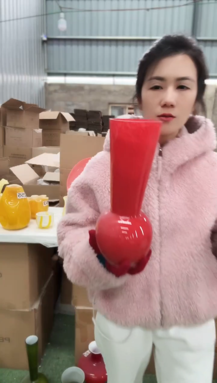 225直播玻璃花瓶