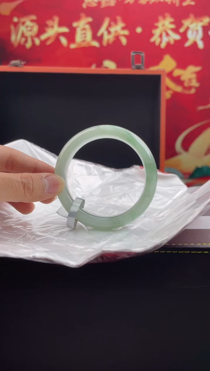 【闪购商品】翡翠手镯未镶嵌13翡翠手镯