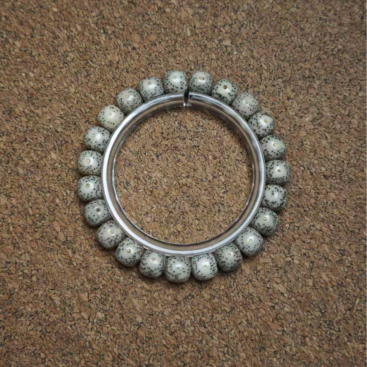 星月菩提10*9双白