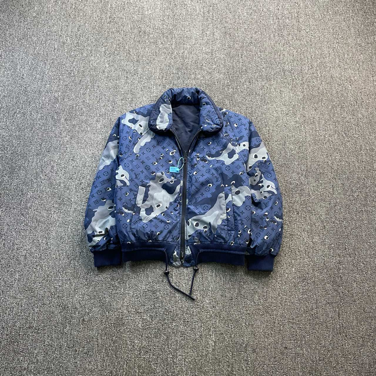 99新 LouisVuitton/路易威登 海囤 LV 羽绒服 46码/bc56364