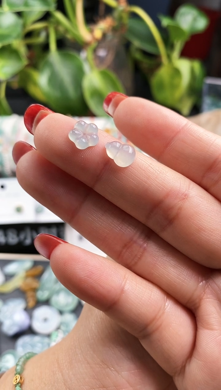 【闪购商品】翡翠戒指未镶嵌小花，葫芦
