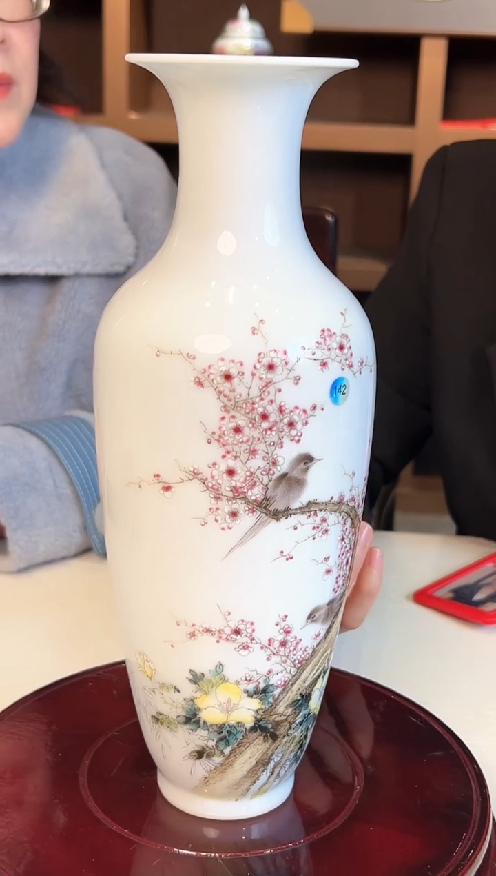 【闪购商品】瓶景德镇陶瓷粉彩花鸟赏瓶142