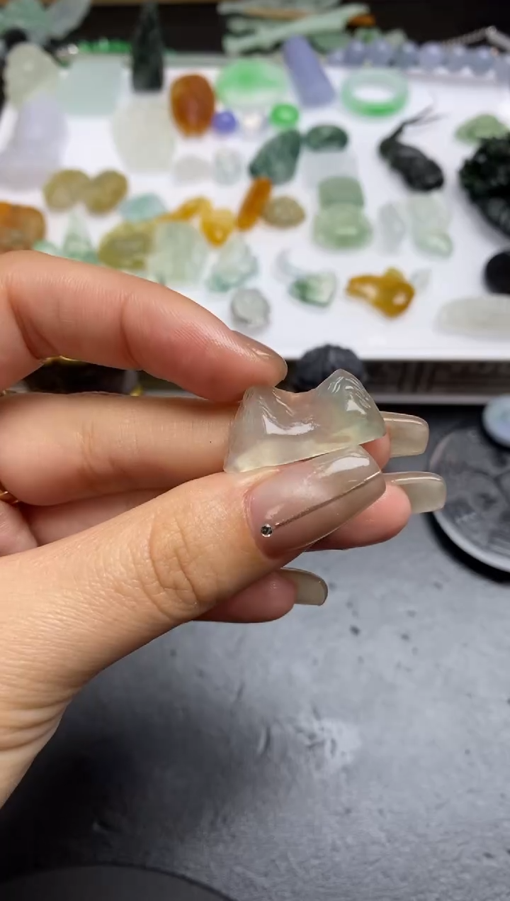 【闪购商品】定制翡翠未镶嵌翡翠毛货~