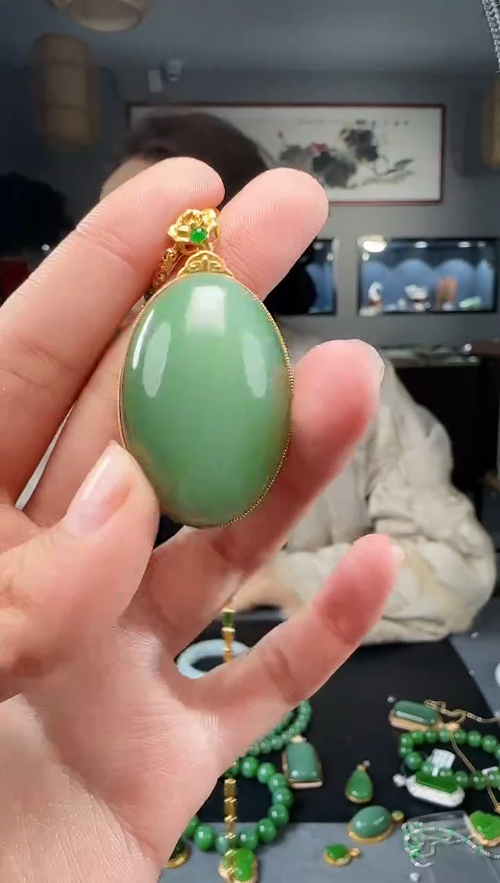 【闪购商品】和田玉吊坠(不含链)18K金镶嵌1