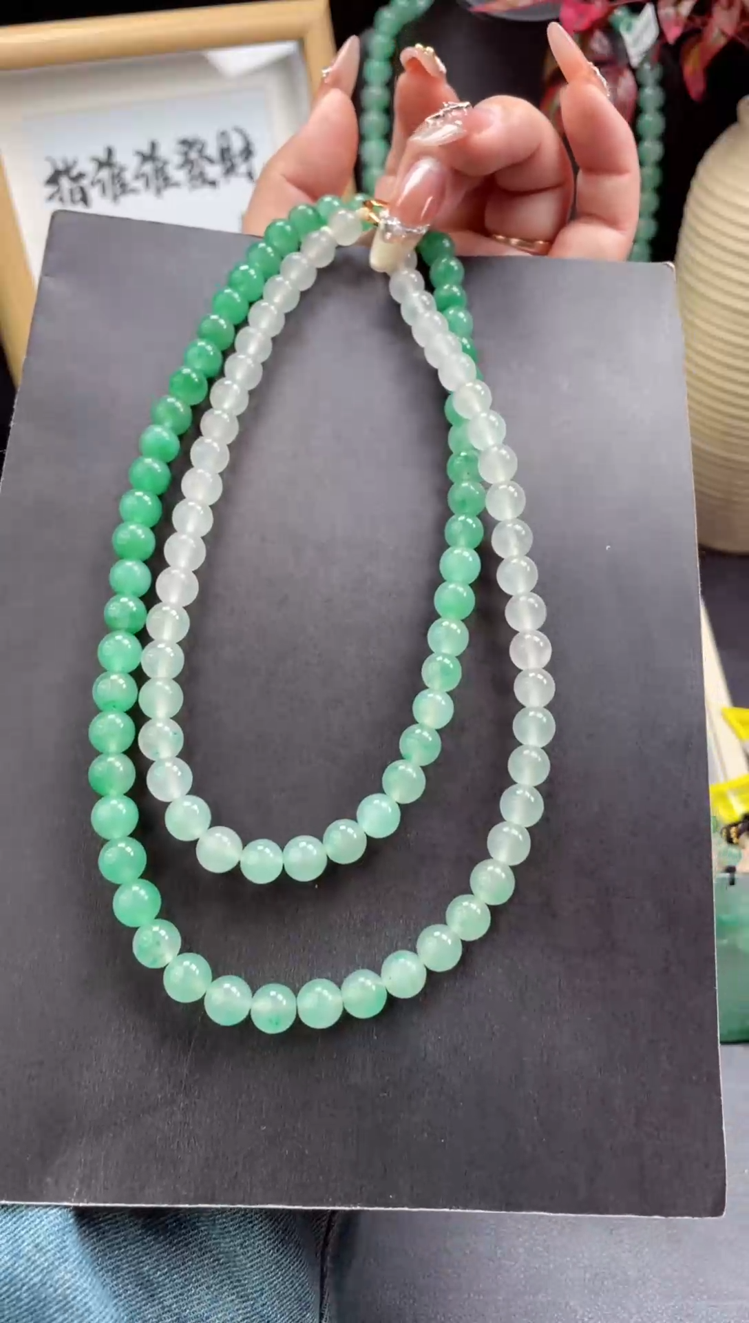 【闪购商品】石英质玉手链未镶嵌独龙玉