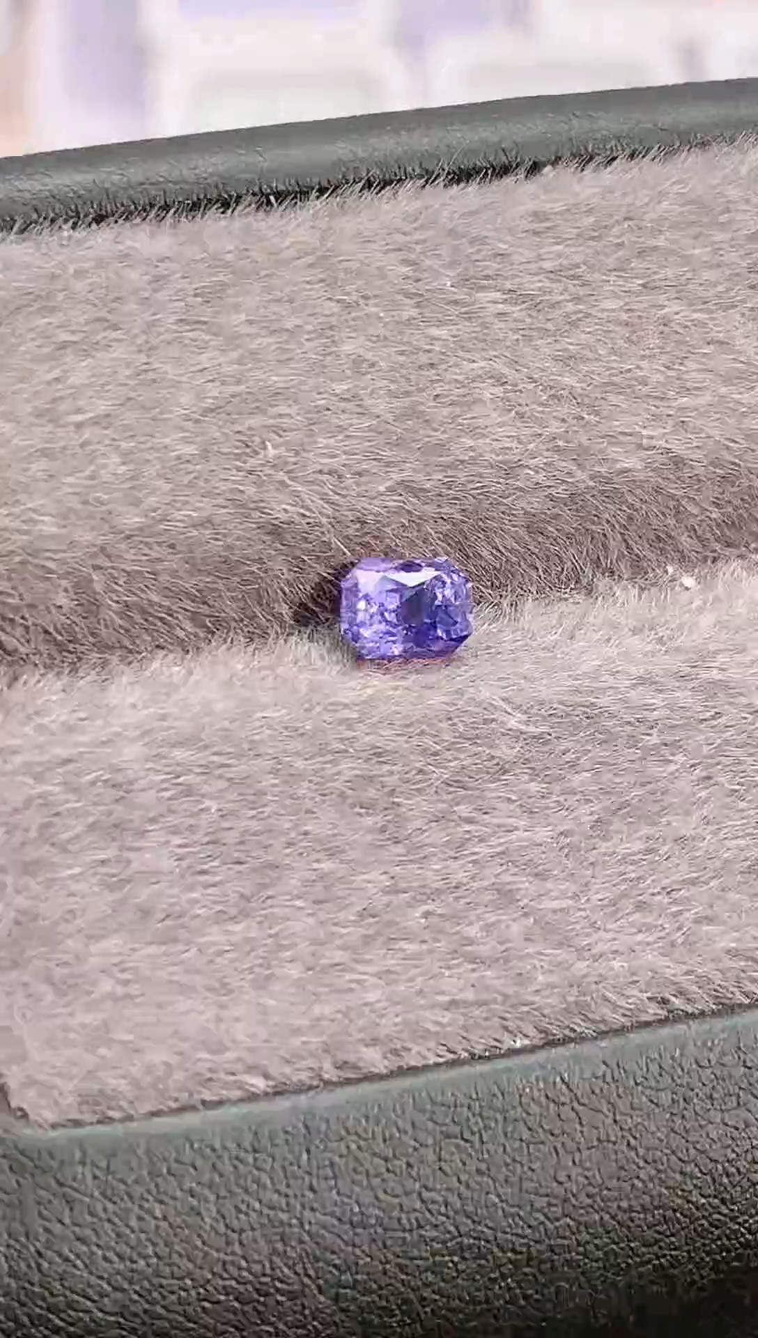 裸石蓝宝石艾***艾1.04-999天然无烧蓝宝石