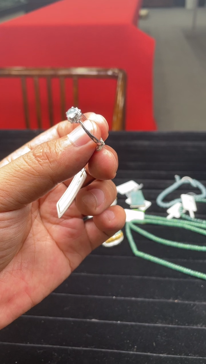 【闪购商品】石英质玉戒指银S925镶嵌戒指