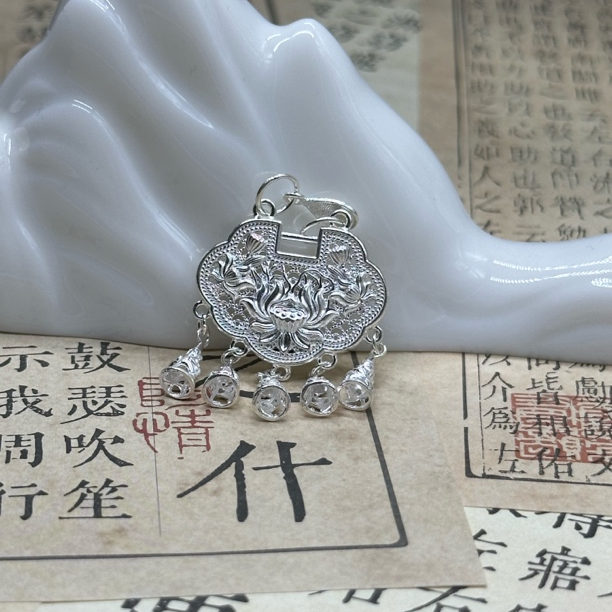 吊坠足银 璎珞锁足银吊坠莲花民族风送女友节日礼物 