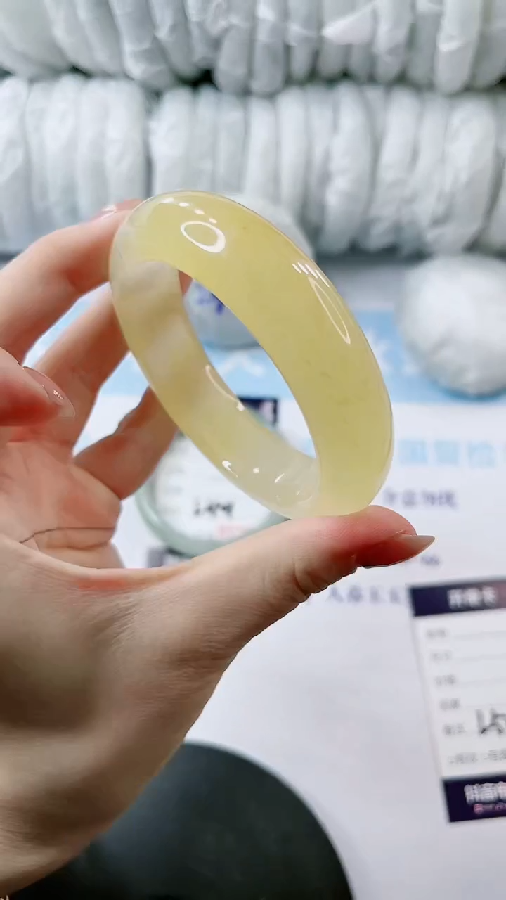 【闪购商品】石英质玉手镯未镶嵌多样性发货L50