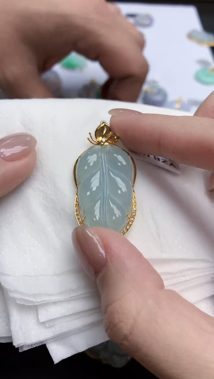 【闪购商品】翡翠颈饰18K金镶嵌天然缅甸翡翠A货