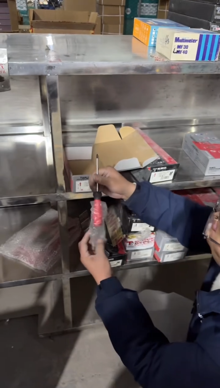 拓利亚SD08C005（十）一5*PH1*100旋转螺丝刀