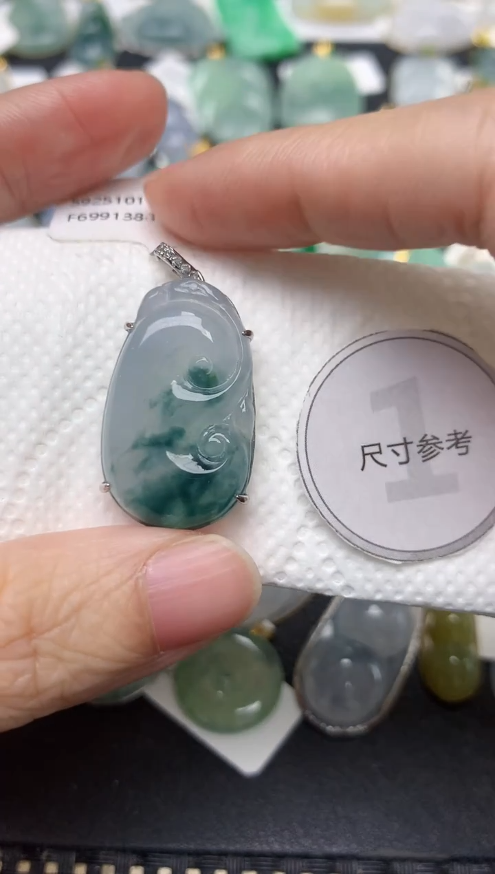 颈饰未镶嵌翡翠天然缅甸A货翡翠