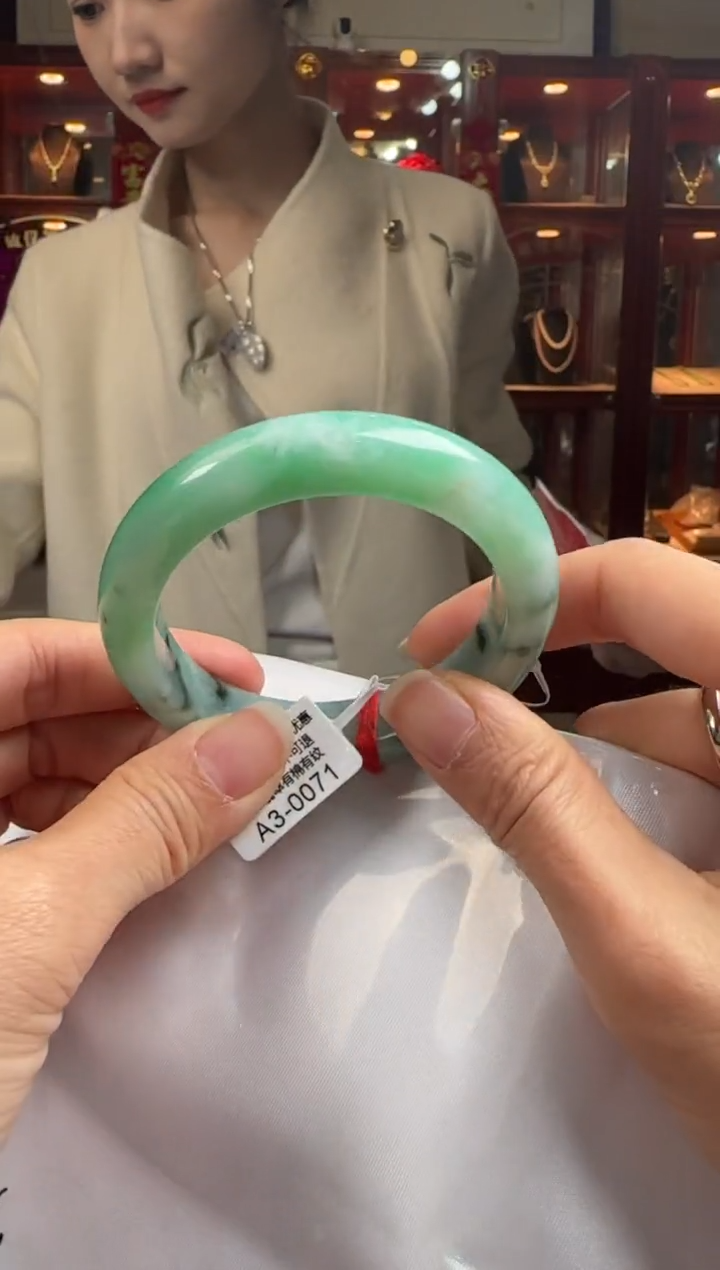 【闪购商品】翡翠手镯未镶嵌53正圈A3-0071(100元运营费