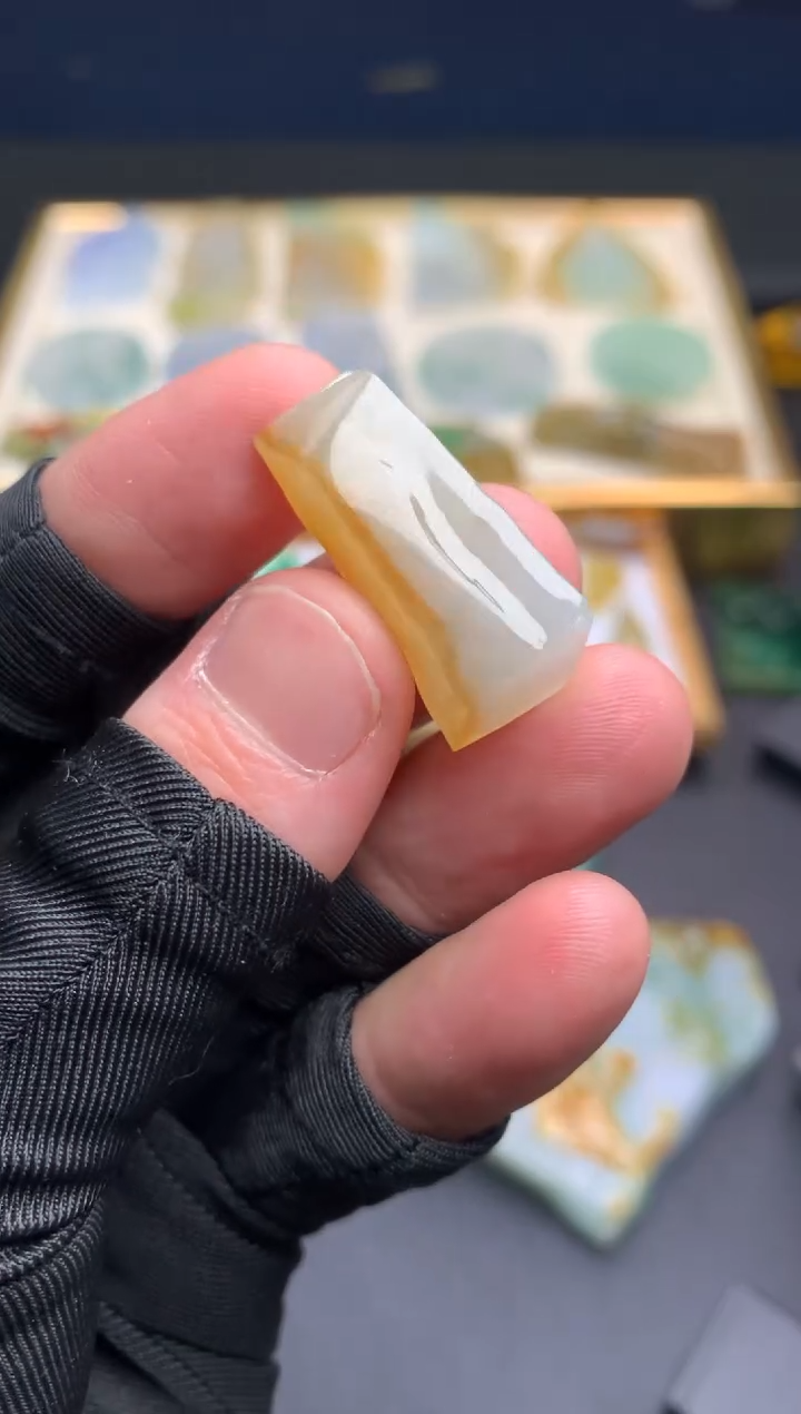 【闪购商品】定制翡翠未镶嵌