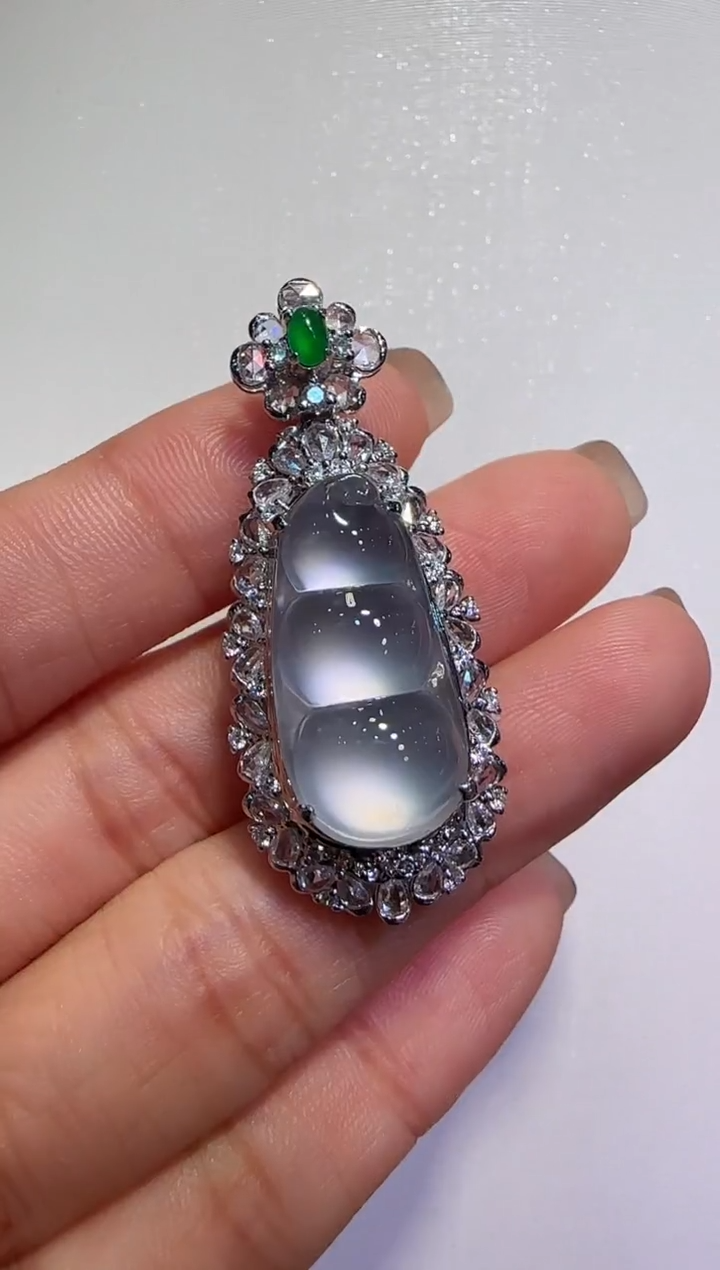 【闪购商品】翡翠吊坠(不含链)18K金镶嵌吊坠56800分单26800