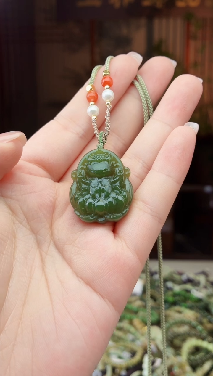 和田玉未镶嵌颈饰拍一发一