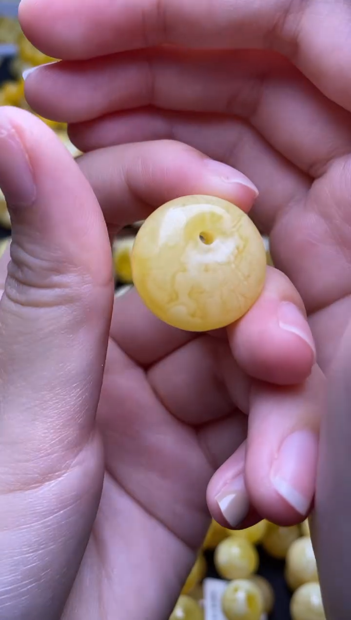 未镶嵌琥珀裸石大小姐珠宝7