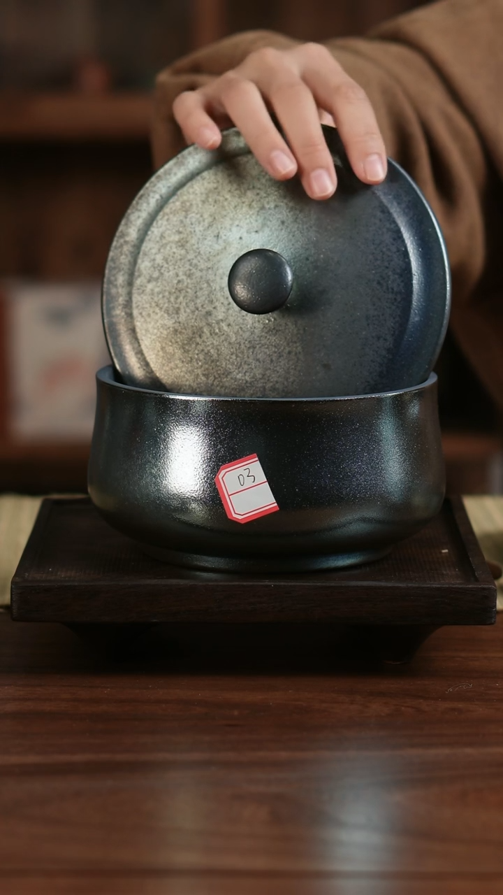 【闪购商品】二生陶作精品柴烧200g罐03