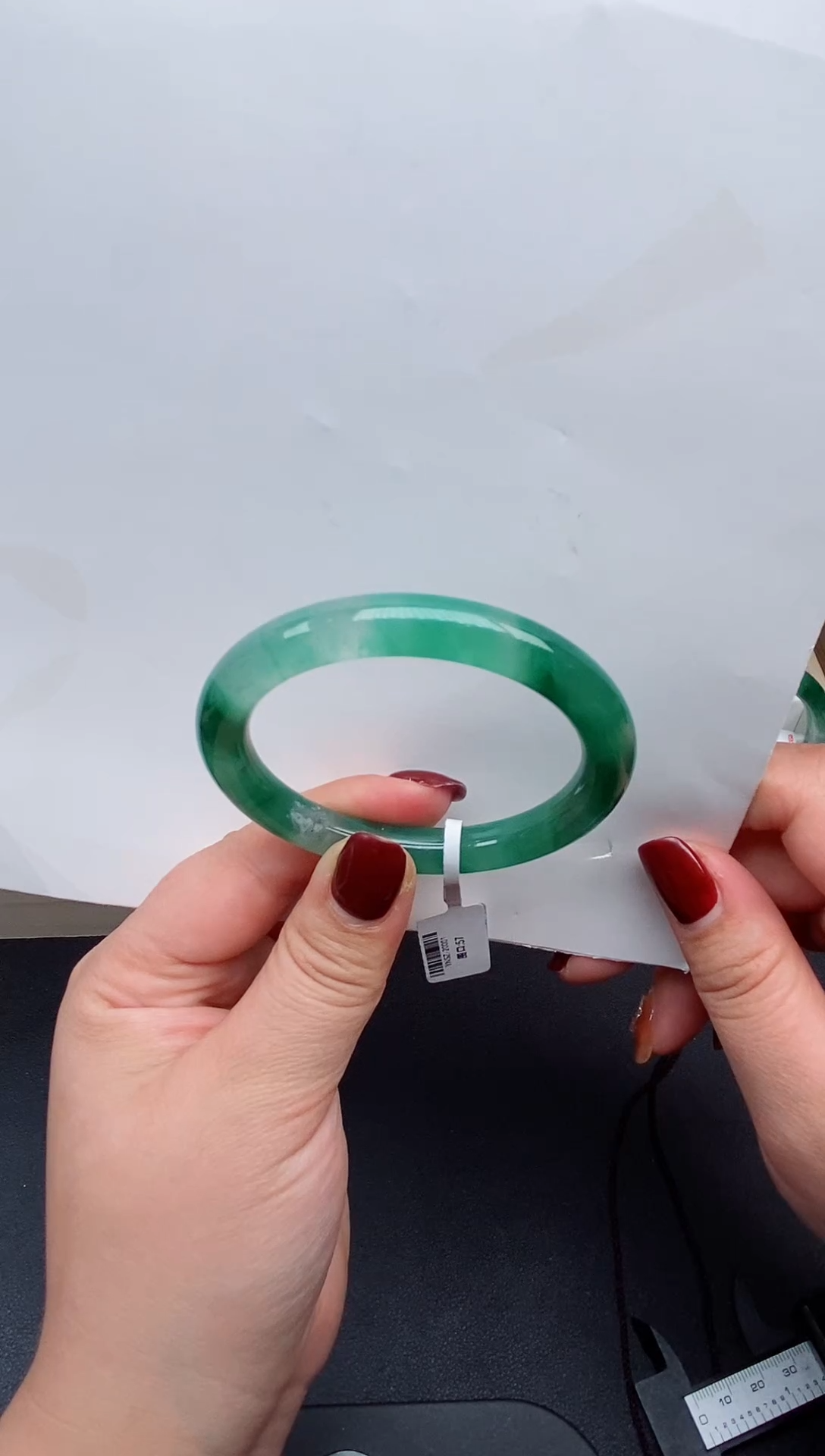 【闪购商品】石英质玉手镯未镶嵌33