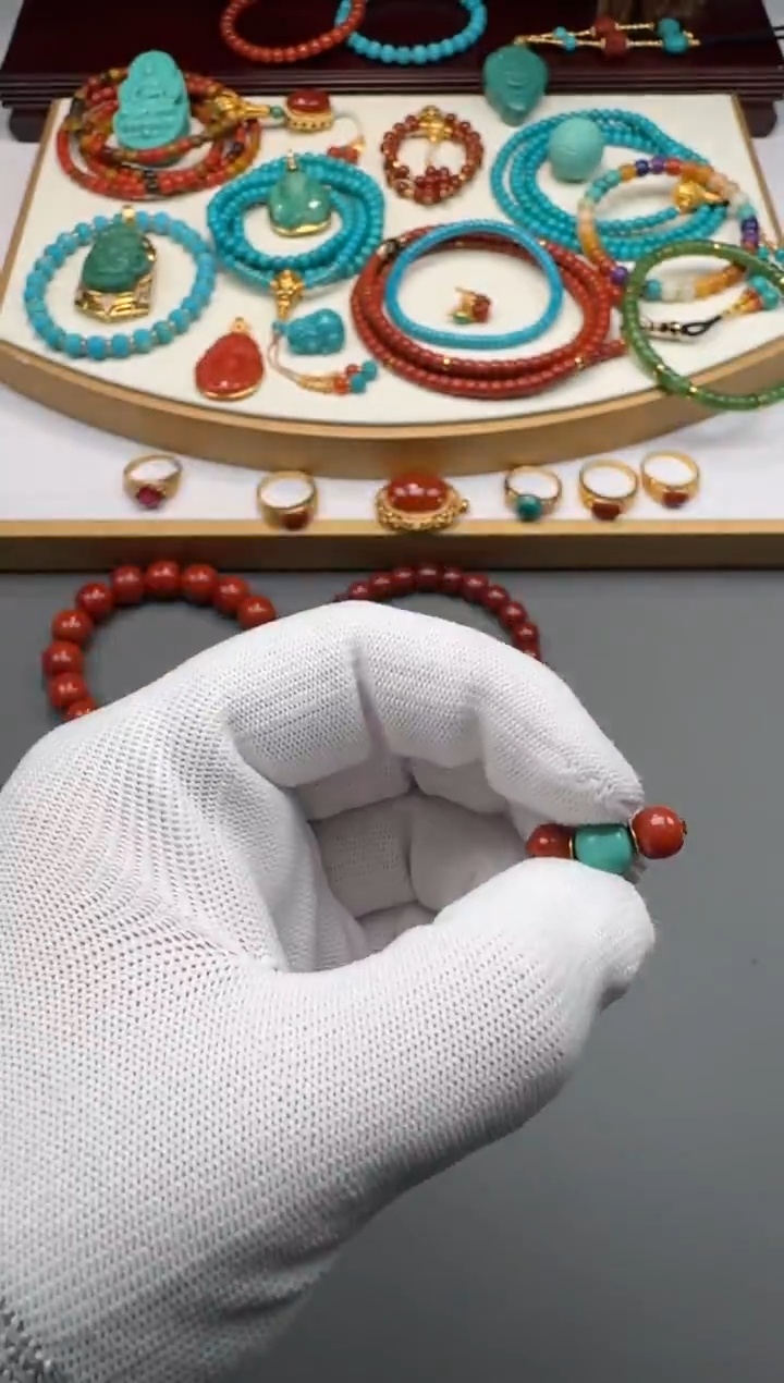 18K金镶嵌配饰南红玛瑙马***～11111