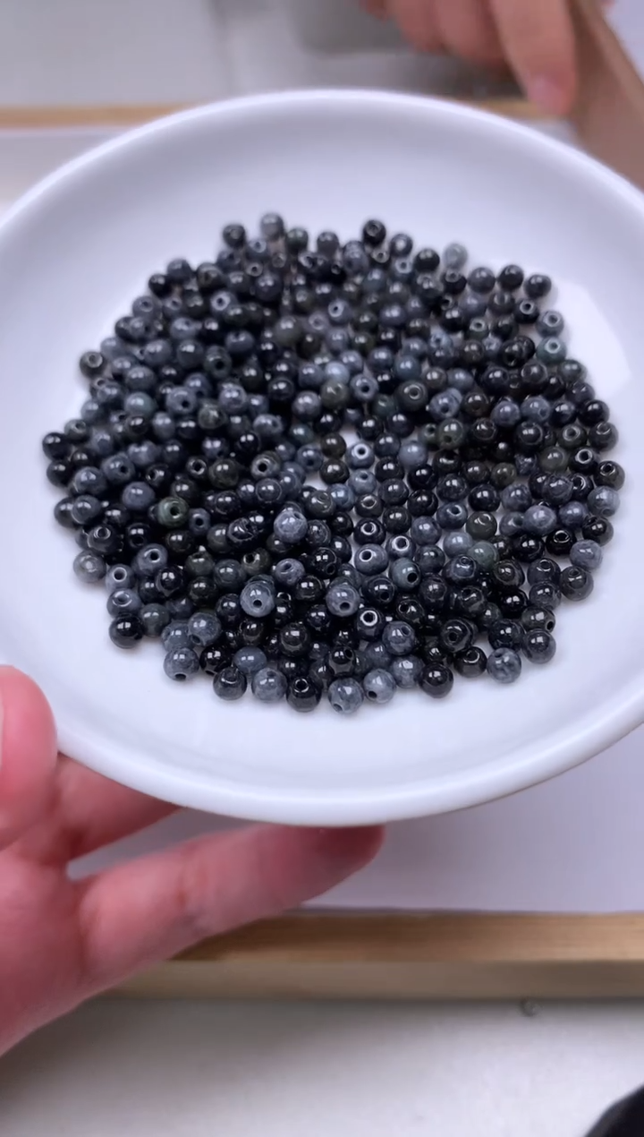 翡翠散珠未镶嵌100颗圆珠卡3+