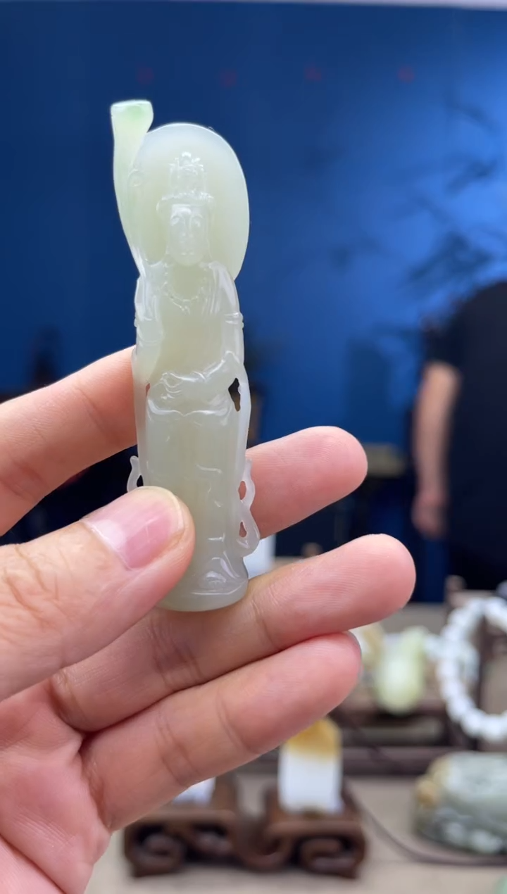 和田玉未镶嵌颈饰1