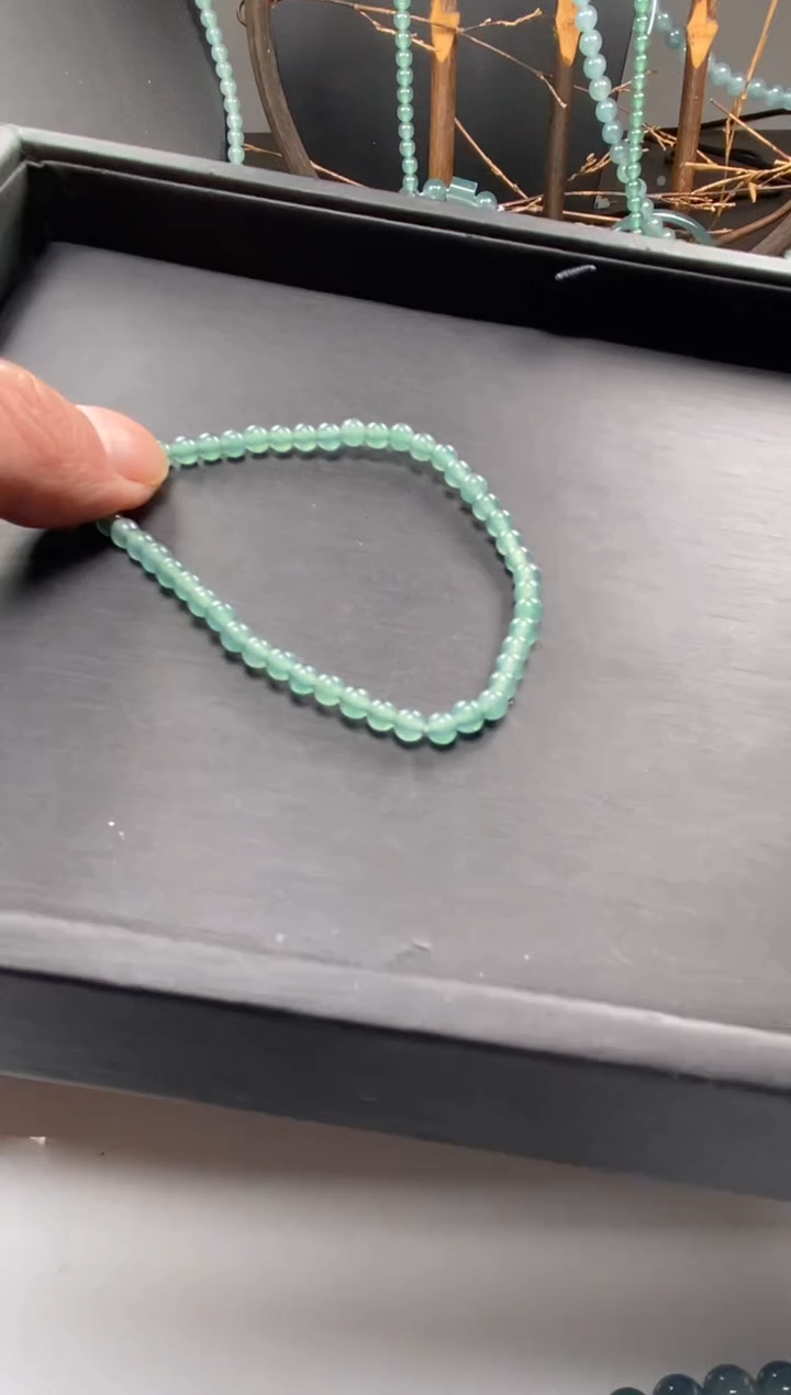 【闪购商品】翡翠手串未镶嵌多样性发货50颗卡4