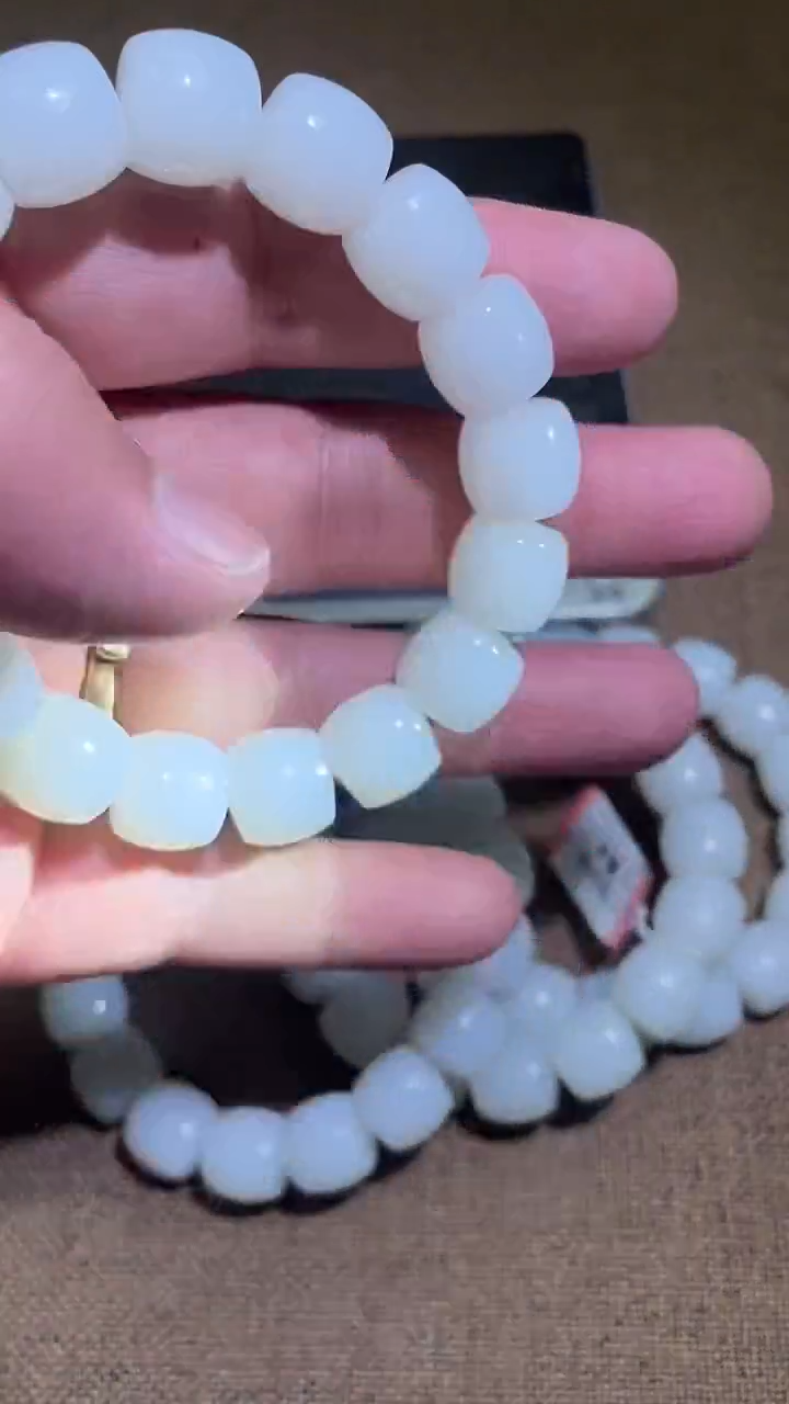 颈饰未镶嵌和田玉别*.1.3