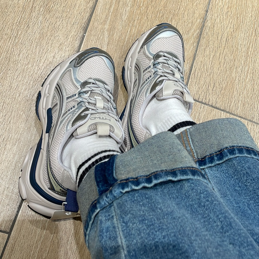 热风老爹鞋2025年春季新款女士时尚透气厚底增高休闲鞋H42W25105