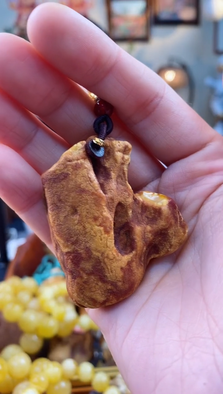 【闪购商品】琥珀颈饰未镶嵌吊坠