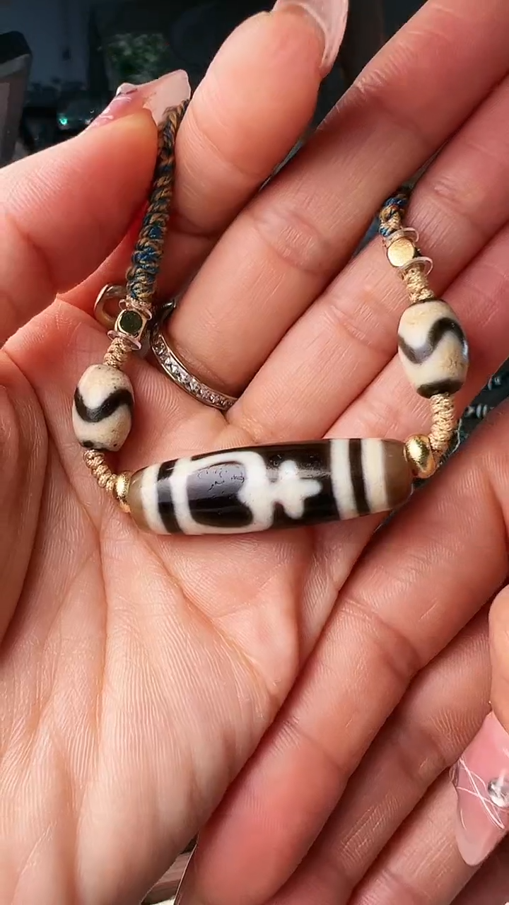 【闪购商品】玛瑙/玉髓颈饰未镶嵌宝瓶