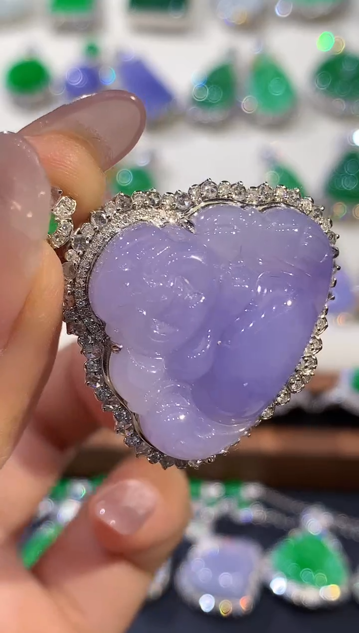 吊坠(不含链)18K金镶嵌翡翠多样性发其一