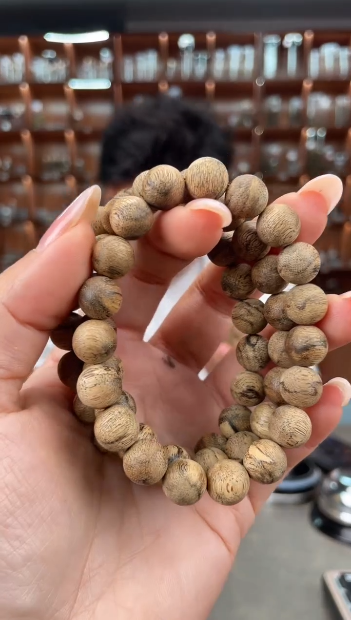 【闪购商品】沉香手串50号海南黑油格多样性发一条