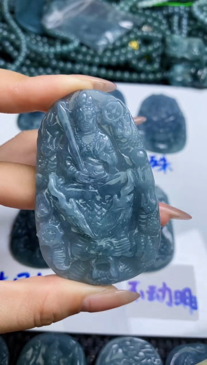 【闪购商品】翡翠颈饰未镶嵌