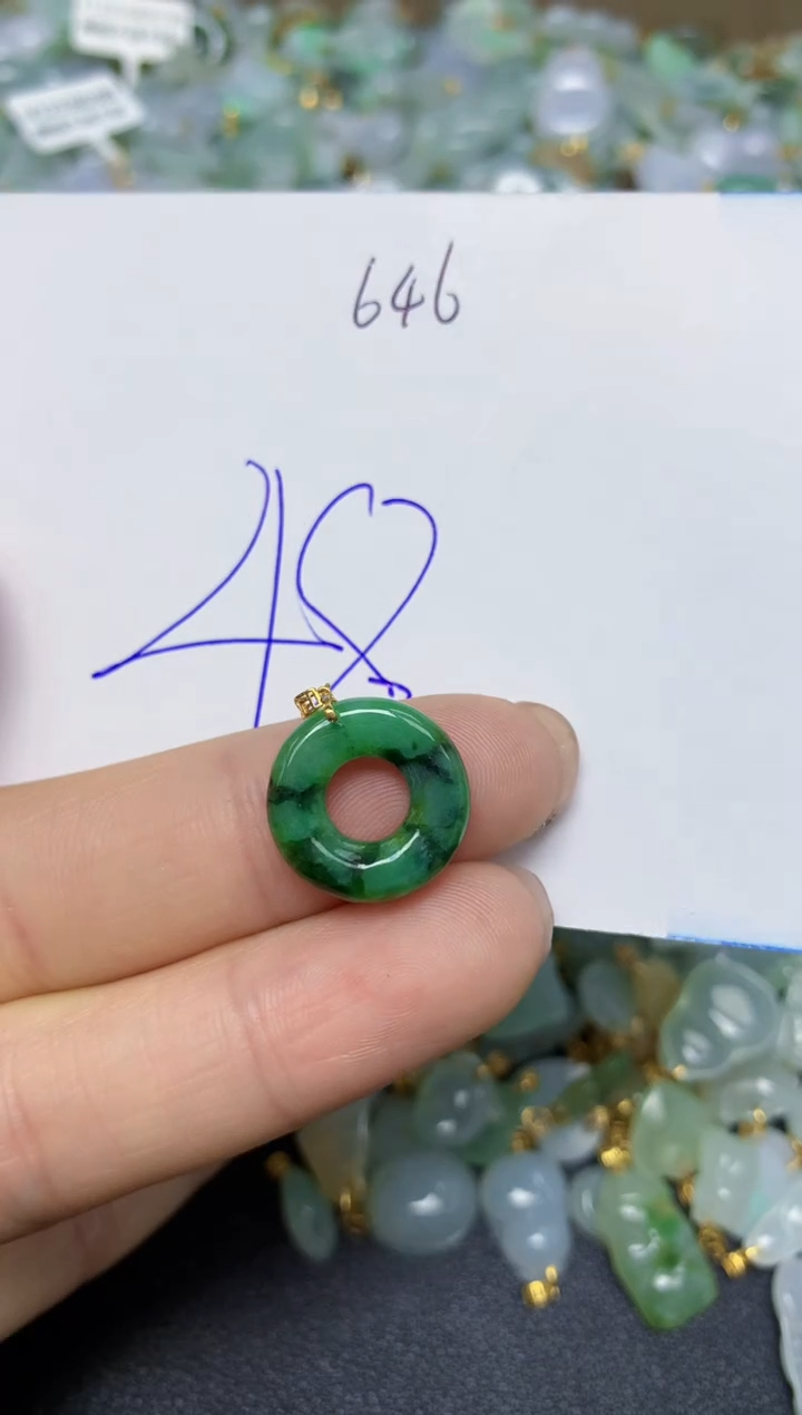 【闪购商品】翡翠挂件18K金镶嵌 天然翡翠A货