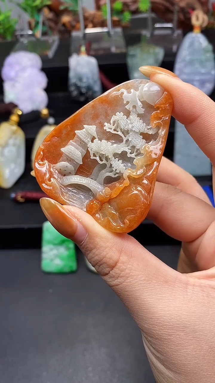 【闪购商品】翡翠颈饰未镶嵌翡翠A货一物一证