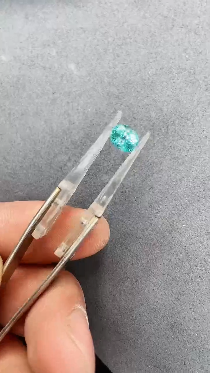 【闪购商品】磷灰石裸石未镶嵌裸石1.79