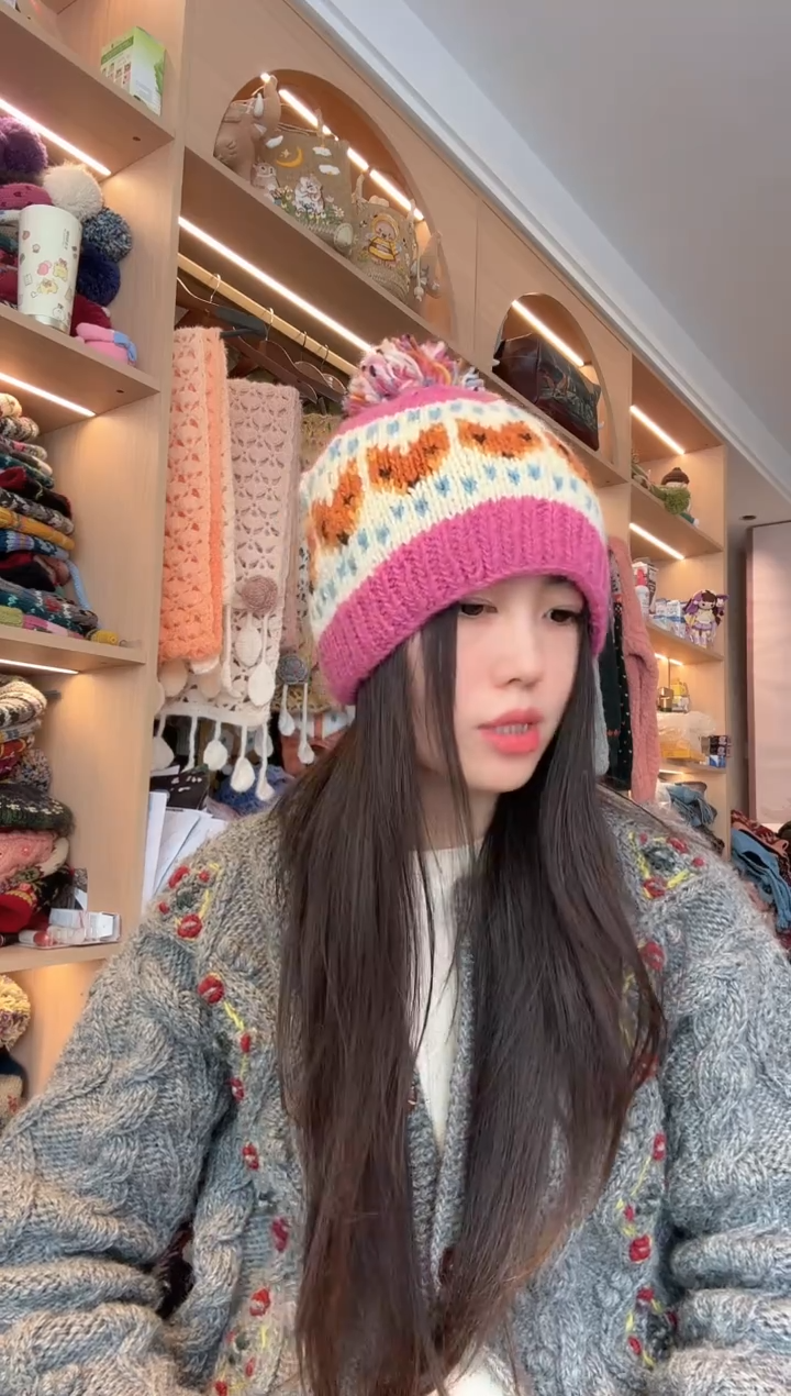 羊毛玫粉狐狸帽 