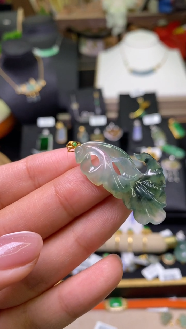 【闪购商品】翡翠颈饰18K金镶嵌净货18077