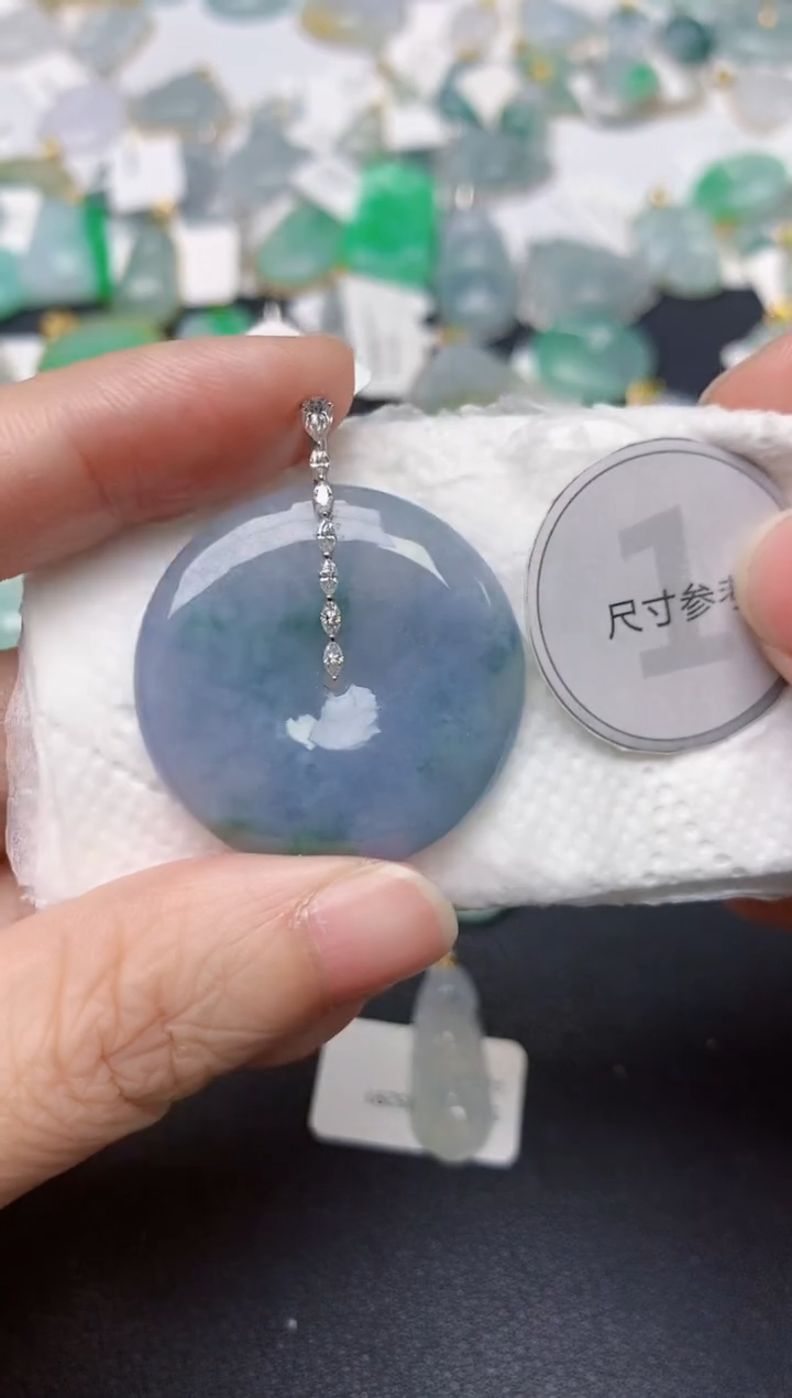 颈饰18K金镶嵌翡翠天然缅甸A货翡翠