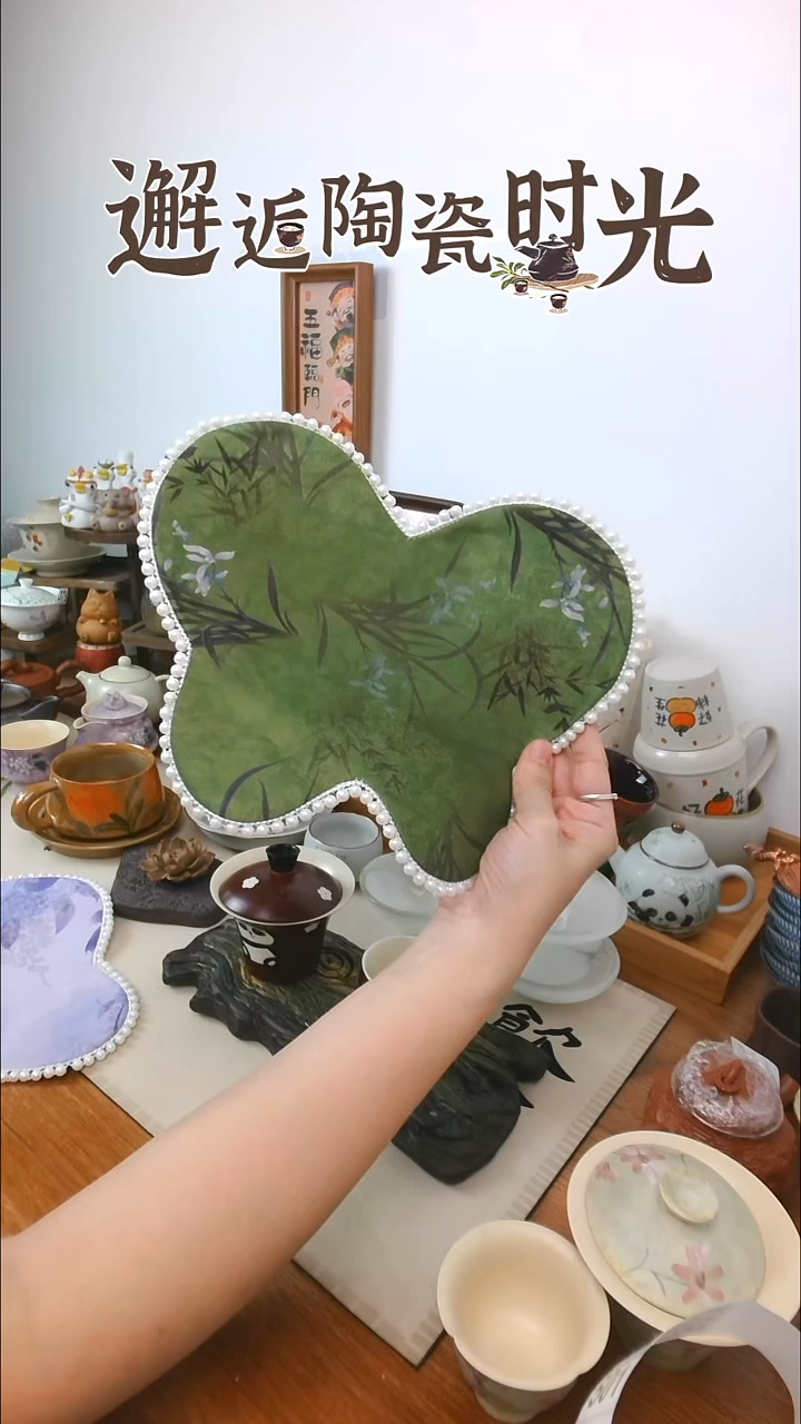 景德镇陶瓷绿色蝴蝶茶垫