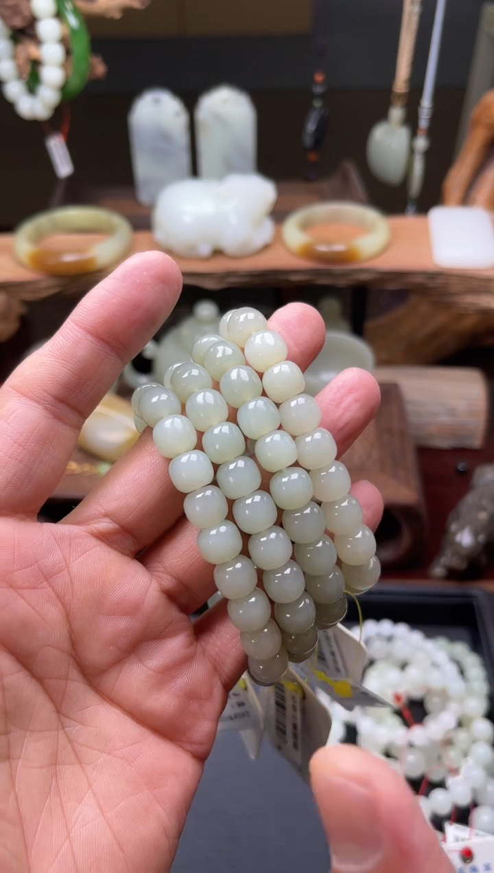 【闪购商品】和田玉手串未镶嵌卡10且末青白老型B 多样性发一