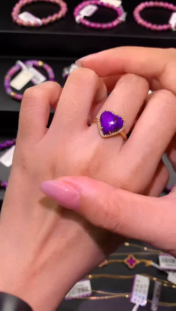 【闪购商品】苏纪石（舒俱来）.18K金镶嵌舒俱来戒指